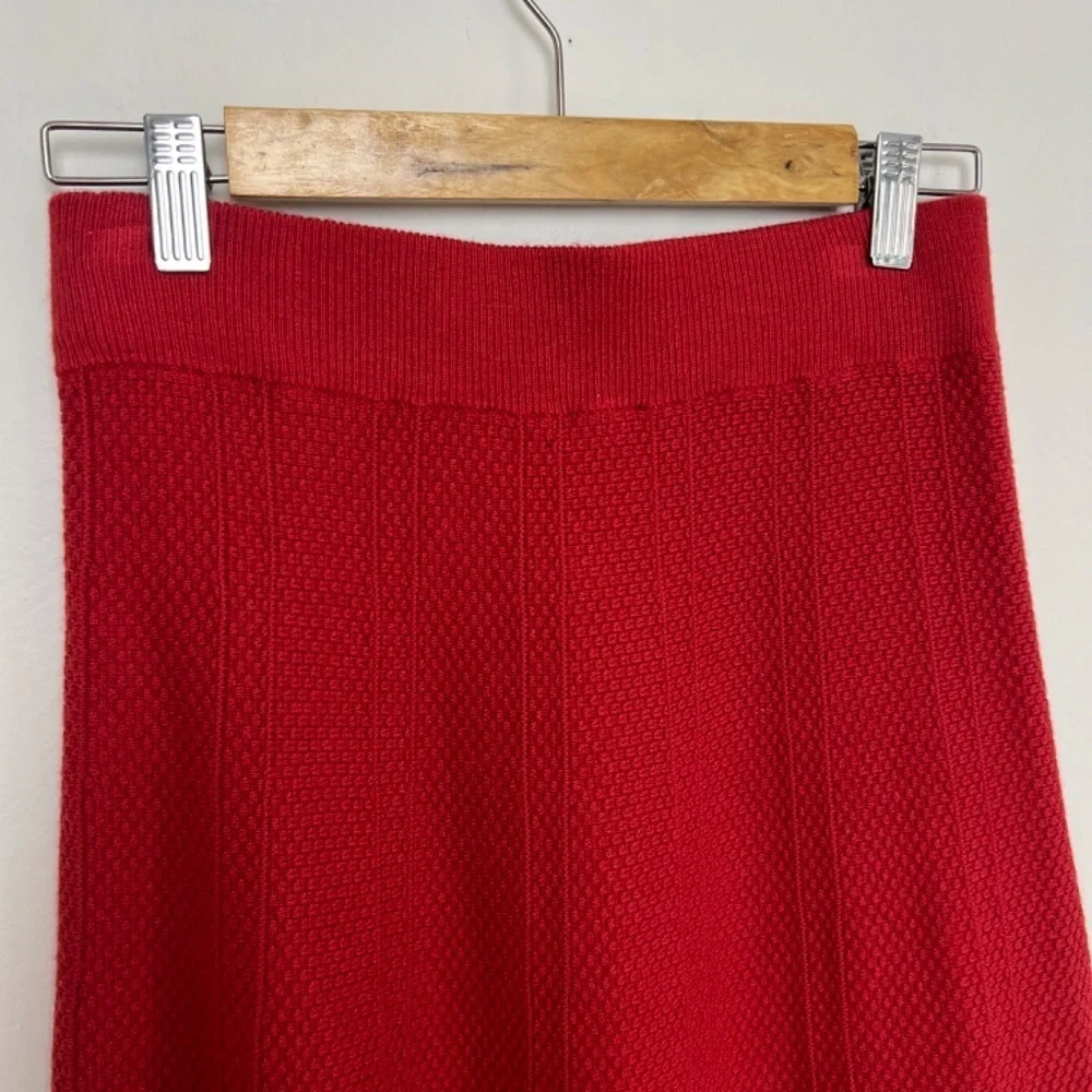 NEW ANN TAYLOR Flare High Waist Burgundy‎ Knit Sweater Skirt XS